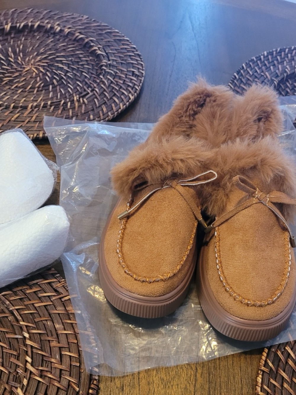 Women’s Faux Fur-Lined Moccasin /Loafers- Brown
